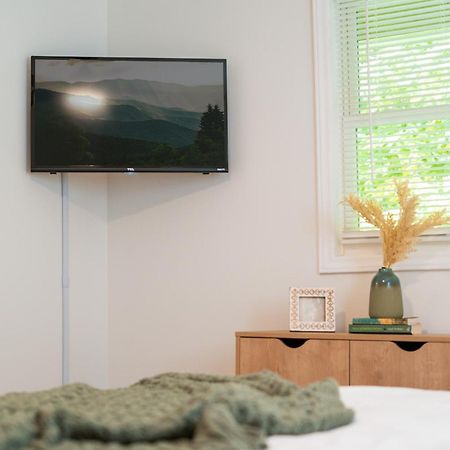 The Wanderer Guesthouse Бун Экстерьер фото